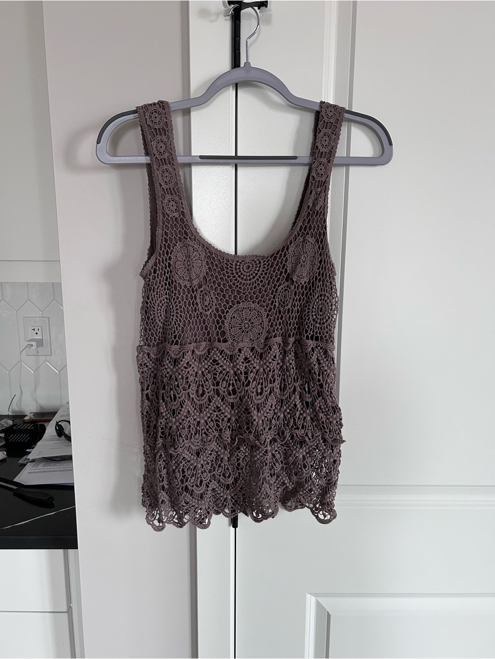 Temperance Crochet Knit Tank Top Dusty Mauve Boho Floral Scalloped Hem Medium